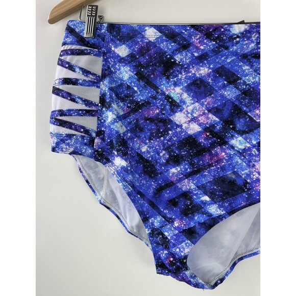 Torrid Bikini Set 2-Piece Geo Swimsuit Galaxy Space Print Women's Plus Size 1 1X - Picture 13 of 16